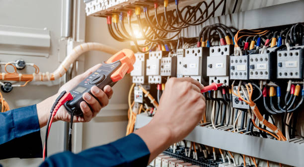 Best 24-Hour Electrician  in Lake Wazeecha, WI